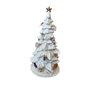 Heritage Mint Ltd 2003 White Ceramic Christmas Tree Village Scene Tabletop Decor